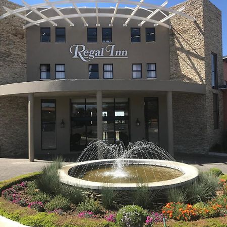 Regal Inn Hotel Midrand Bagian luar foto